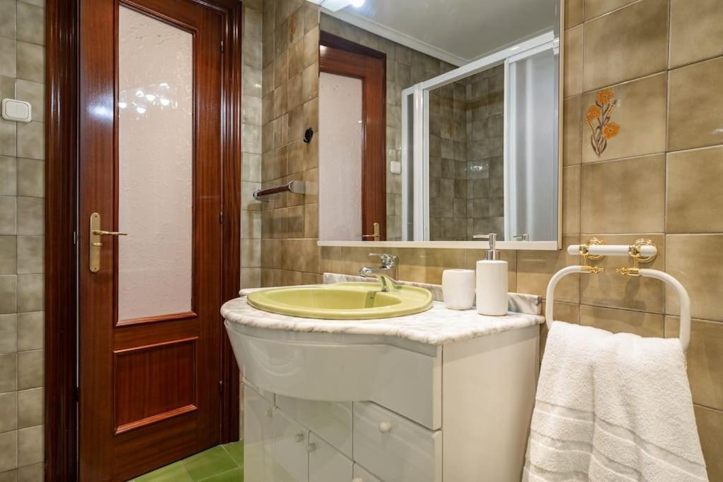 Apartamento Trisquel Gijón Extérieur photo